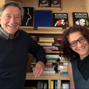 Dwoje Nudzi z Szafą