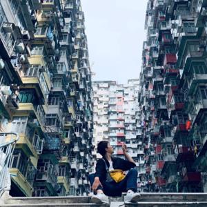 世界を駆け巡る転売ヤー( 副業ラジオ)