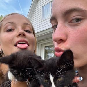 brooklyn and peytons podcast