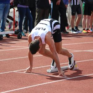 Atletismo y Gimnasio