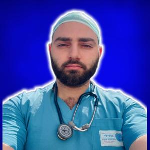 מאחורי החלוק