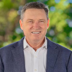 Macquarie Street with Lyle Shelton