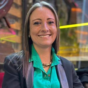 Venga, botemos corriente con Adriana Salazar