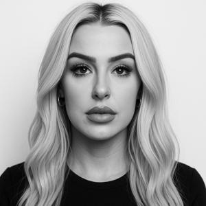 Tana Mongeau  - Biography Flash