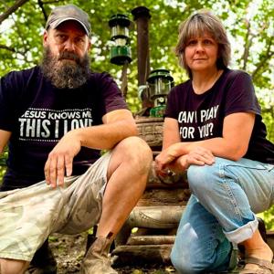 Rob and Nicole Off Grid Christian