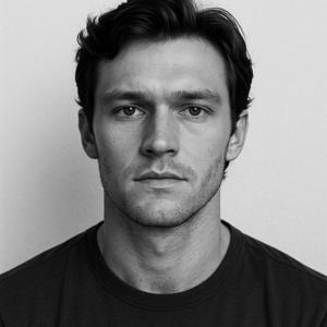 Drew Starkey - Biography Flash