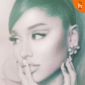 ariana grande by Lena Kobosz