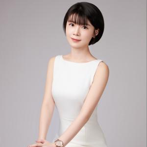 🩵 Miss Claire 🩷《電影🎬 午茶課 × 咖啡☕️ 映人生》🎥 電影 × 📚書籍 × 💰金錢價值選擇 × 人生意義✨