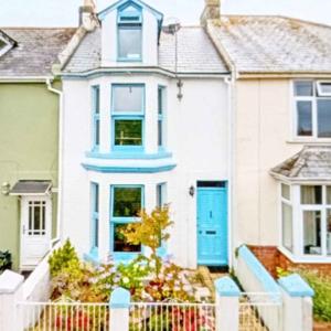 What - Where - How  to invest in property ? !!