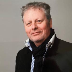 Small Talk with Damiko