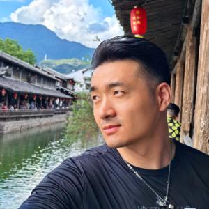 东的EMO空间