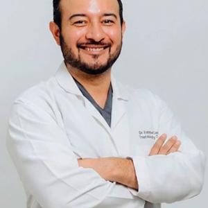 Dr. Esteban Castro Contreras