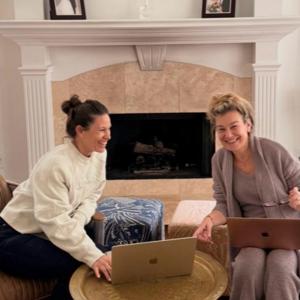 Dallas podden - Våra liv mellan två länder