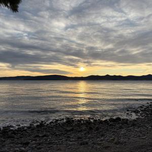 Snježana Pušćenik_Pogled prema sebi