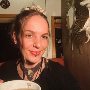 Podcast: Miss Many Thoughts