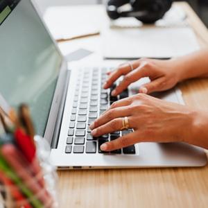 Social Media Manager Virtual Assistant