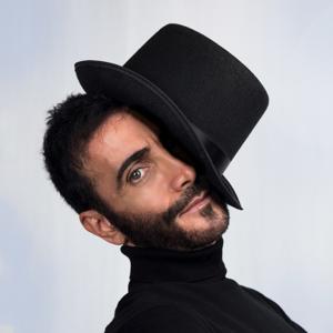 Carlos Alarcón: Word Weaver