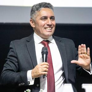 Pr Marcos Vieira