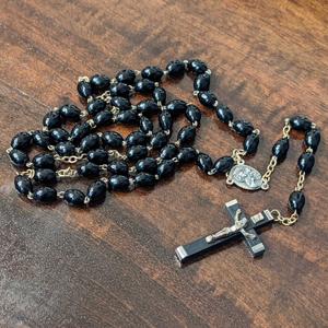 Daily Commuter Rosary by Joe Schab